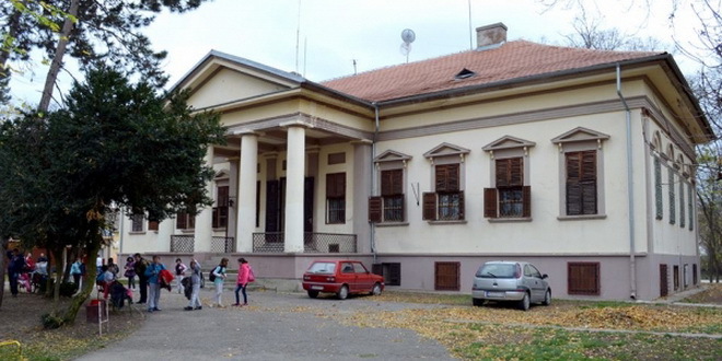 osnovna-skola-branko-radicevic-veliko-srediste-slika-skole.jpg